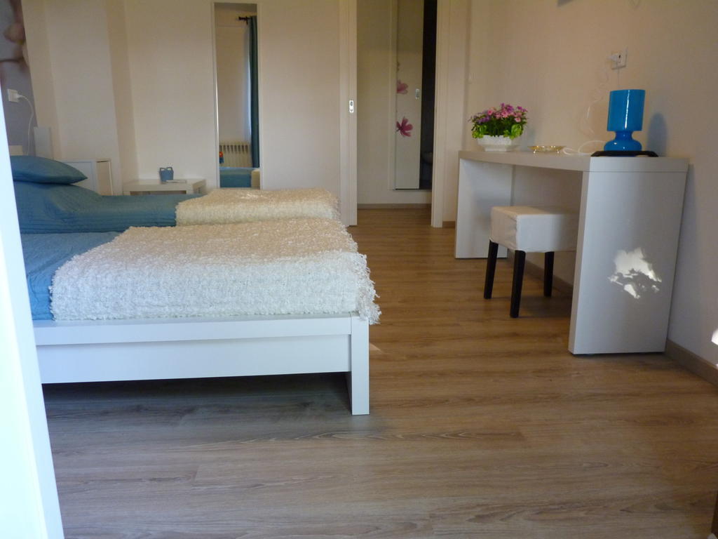 Casa Dodic Bed & Breakfast Trieste Ruang foto